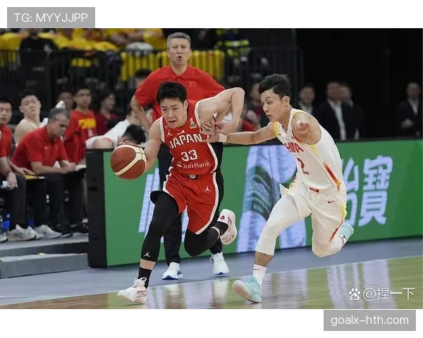 日本队亚洲杯激战正酣，状态回暖奋勇拼搏引期待