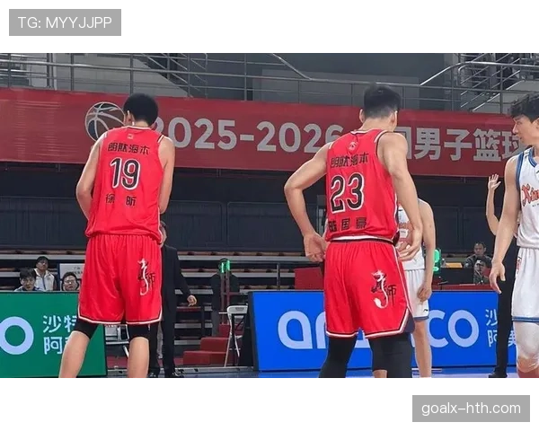 广州队深陷保级泥潭，全力冲刺剩余赛季